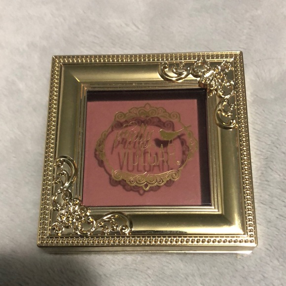 Pretty Vulgar blush - Picture 1 of 3
